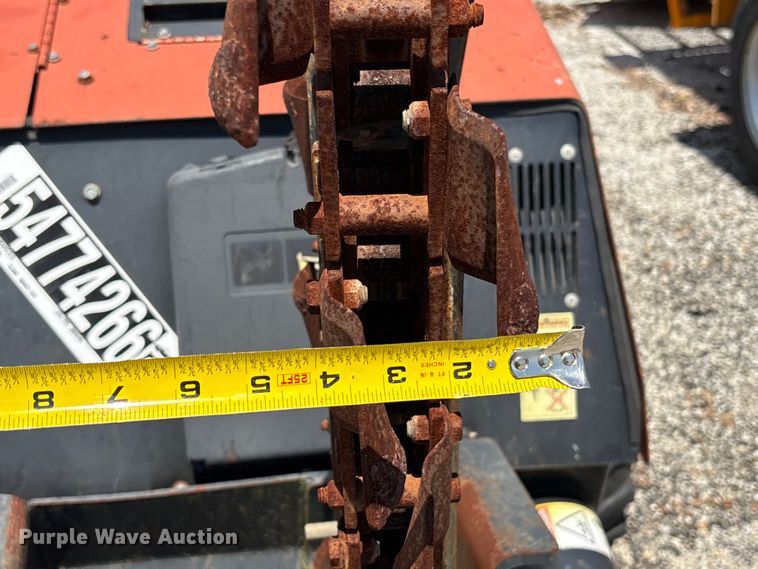 image for item YA3938 2018 Ditch Witch 410SX trencher