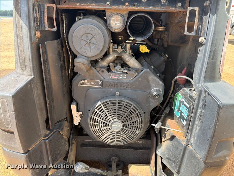 image for item YA3939 2013 Ditch Witch R300 cable plow