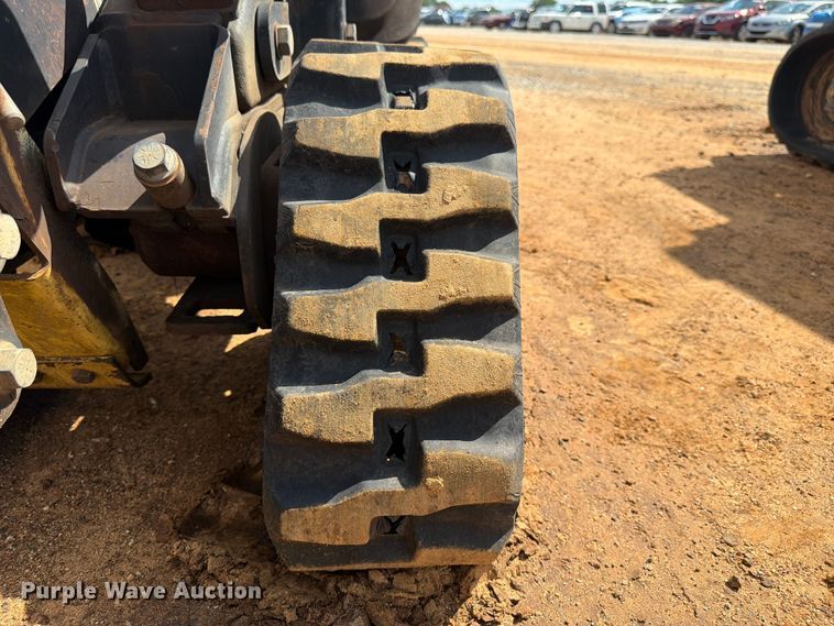 image for item YA3939 2013 Ditch Witch R300 cable plow