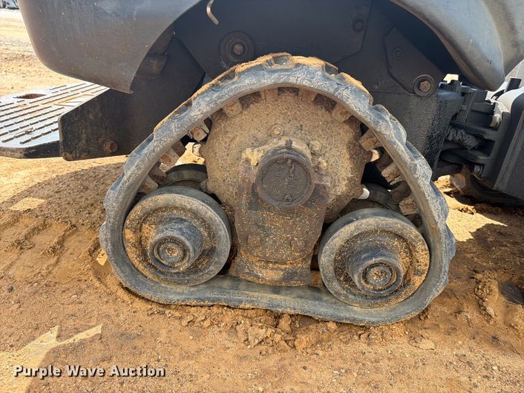 image for item YA3939 2013 Ditch Witch R300 cable plow