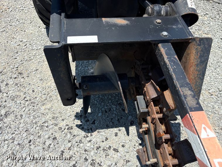 image for item YA3956 2016 Ditch Witch 410SX trencher