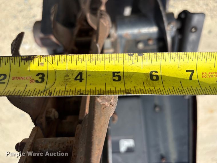 image for item YA3956 2016 Ditch Witch 410SX trencher