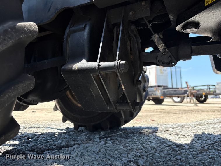 image for item YA3956 2016 Ditch Witch 410SX trencher