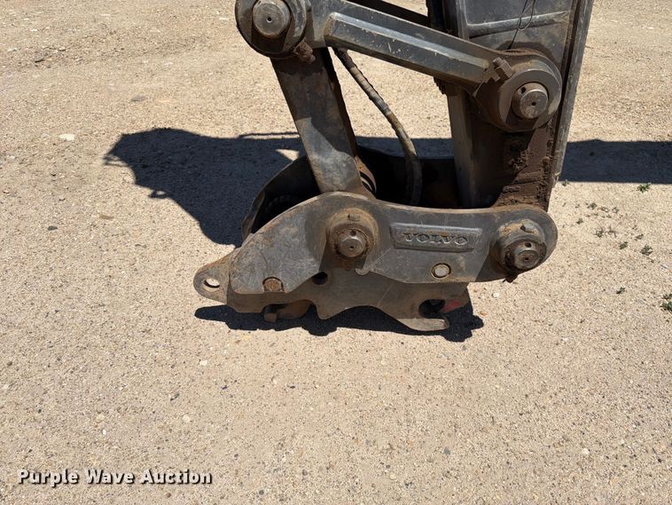 image for item YA3958 2017 Volvo ECR145EL excavator