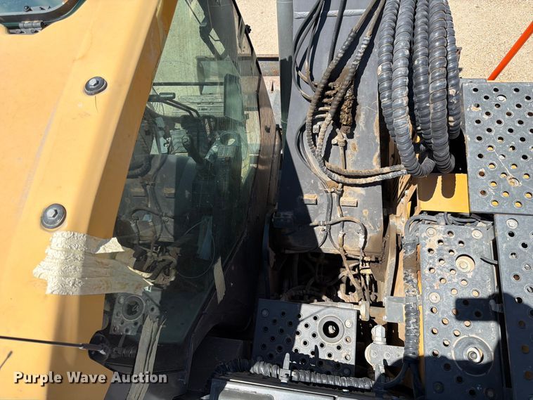 image for item YA3958 2017 Volvo ECR145EL excavator