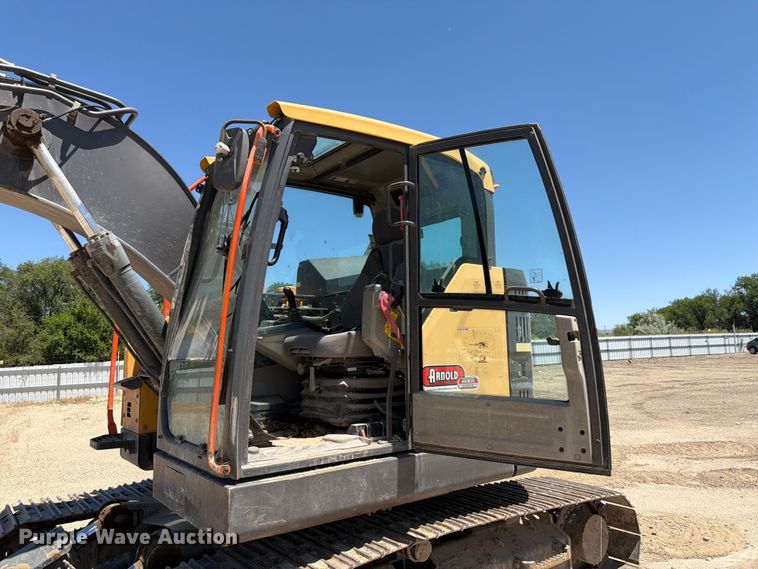 image for item YA3958 2017 Volvo ECR145EL excavator