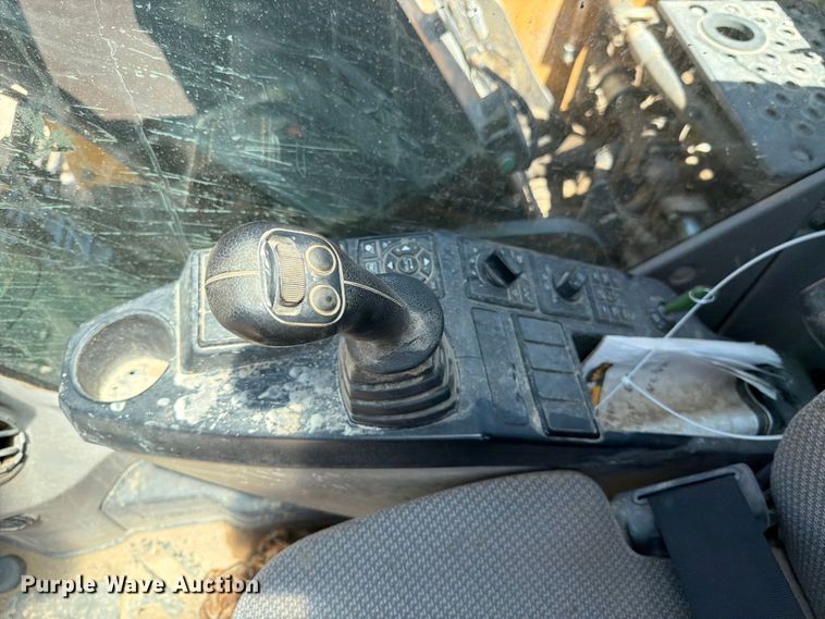 image for item YA3958 2017 Volvo ECR145EL excavator