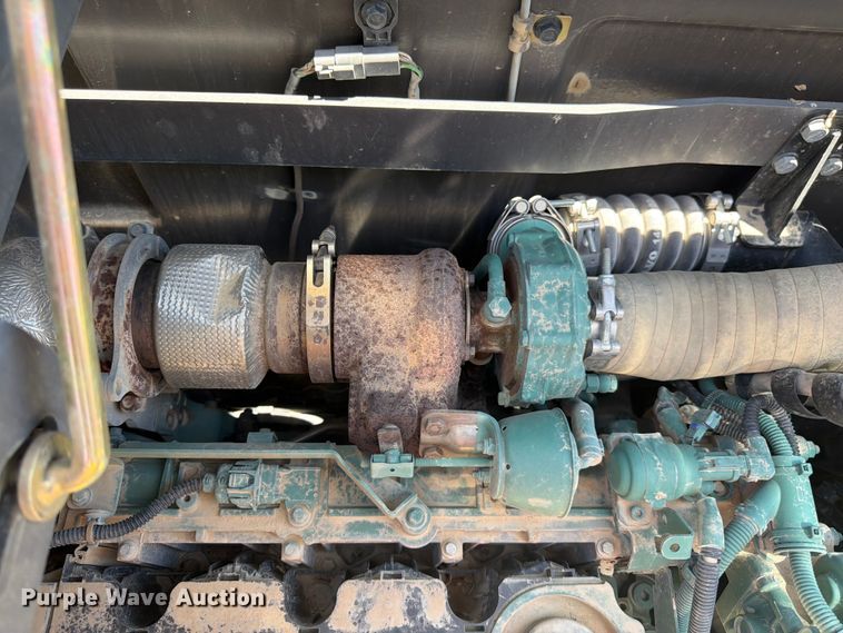 image for item YA3958 2017 Volvo ECR145EL excavator