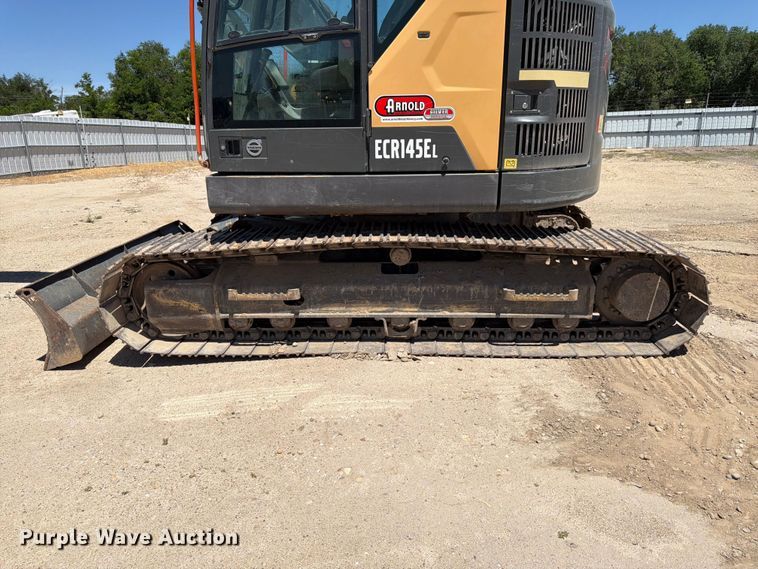 image for item YA3958 2017 Volvo ECR145EL excavator
