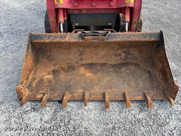 image for item YA3966 2023 Takeuchi TL8R-2 tracked skid steer loader