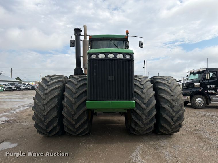 image for item YA3970 2005 John Deere 9520 Scraper Special 4WD tractor
