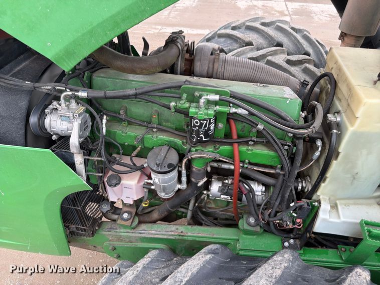 image for item YA3970 2005 John Deere 9520 Scraper Special 4WD tractor