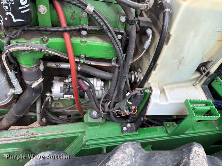 image for item YA3970 2005 John Deere 9520 Scraper Special 4WD tractor