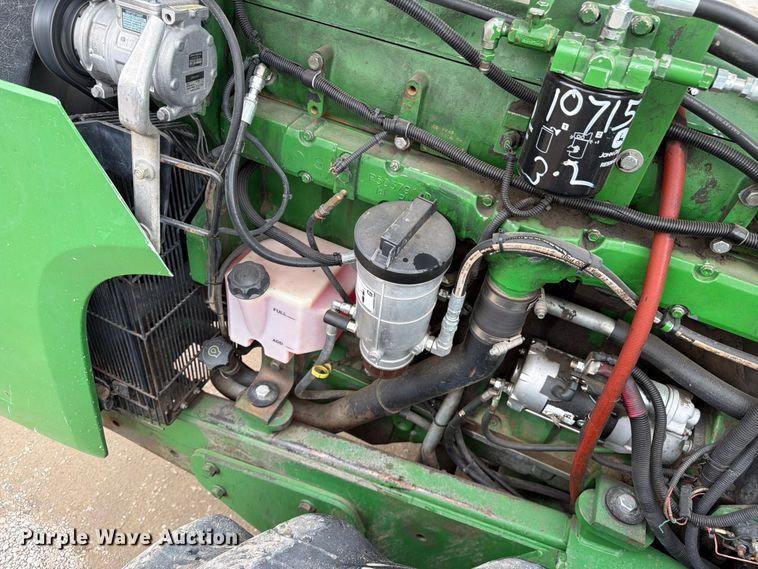 image for item YA3970 2005 John Deere 9520 Scraper Special 4WD tractor