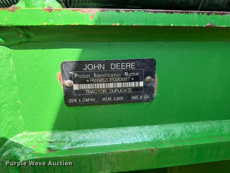 image for item YA3970 2005 John Deere 9520 Scraper Special 4WD tractor