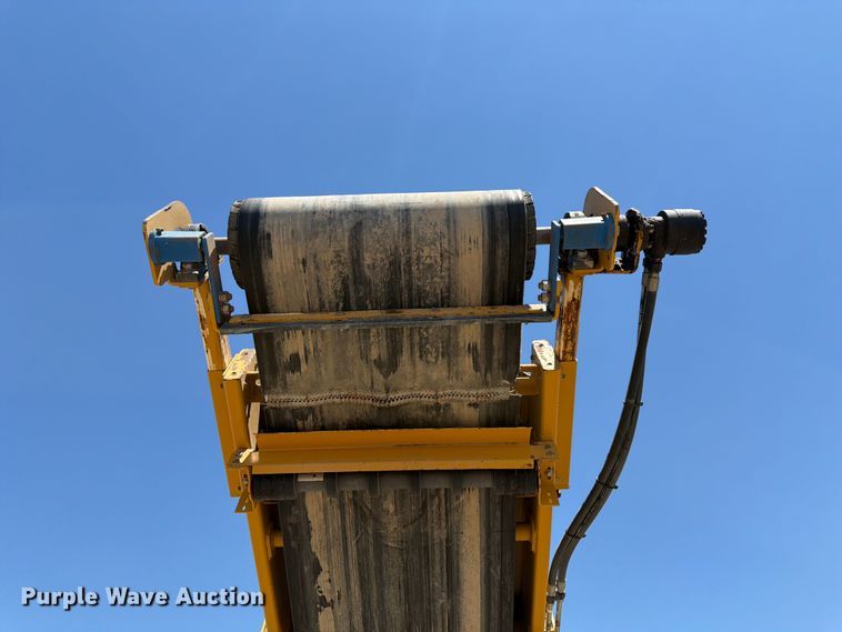 image for item YA3972 2022 Vermeer TR626 trommel screen