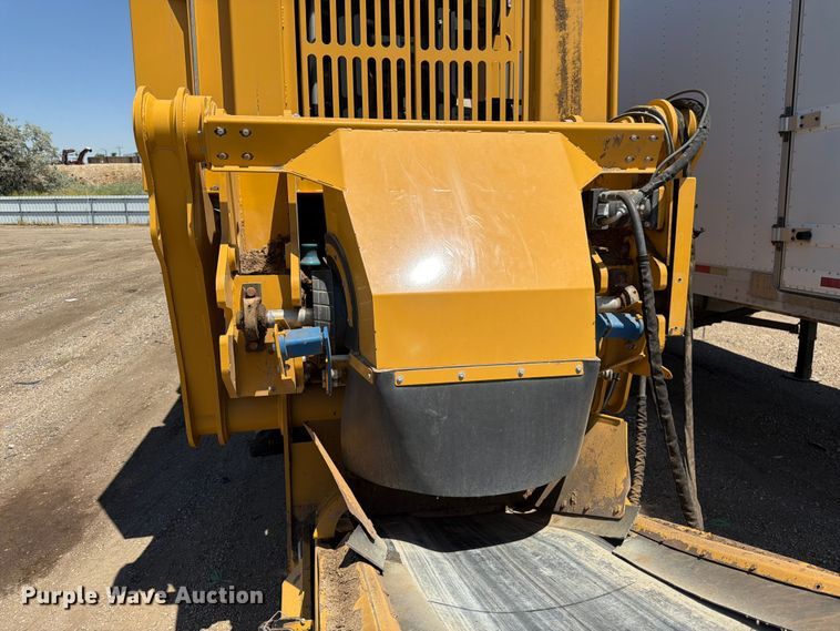 image for item YA3972 2022 Vermeer TR626 trommel screen
