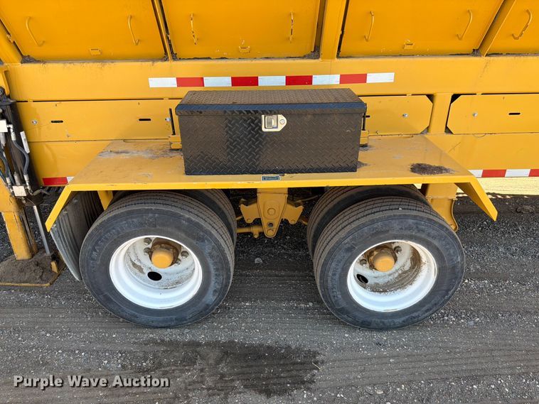 image for item YA3972 2022 Vermeer TR626 trommel screen