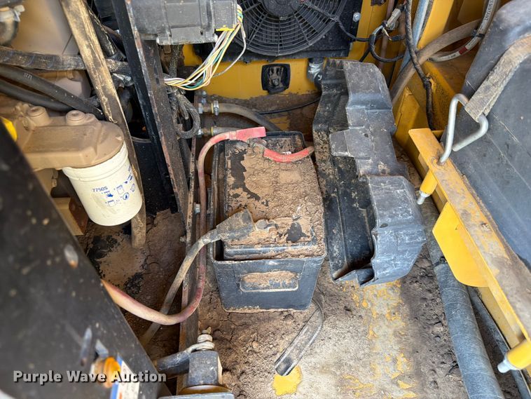 image for item YA3972 2022 Vermeer TR626 trommel screen