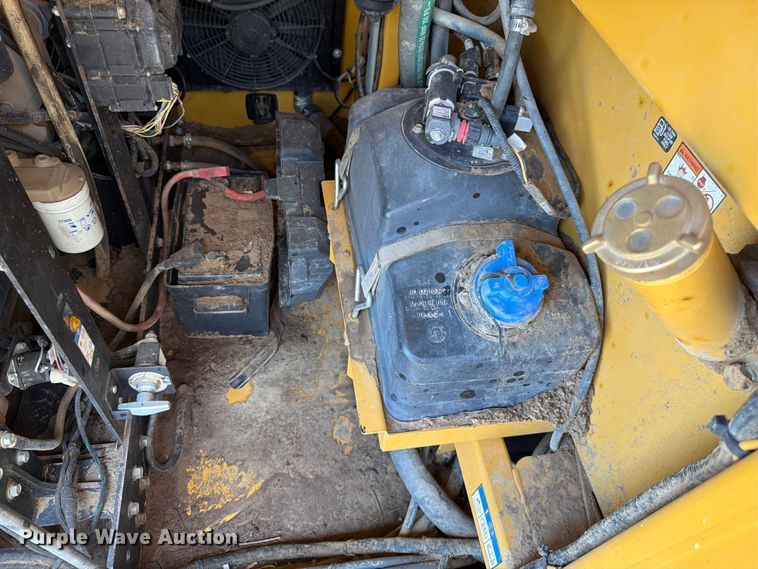 image for item YA3972 2022 Vermeer TR626 trommel screen