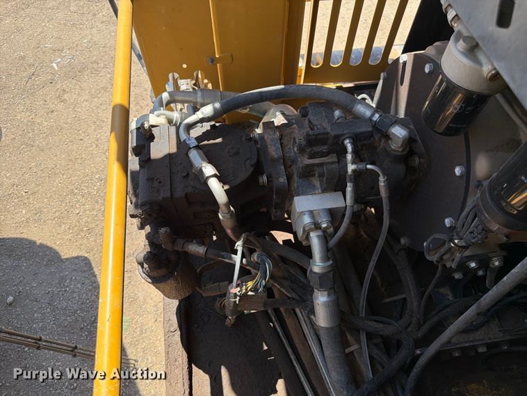 image for item YA3972 2022 Vermeer TR626 trommel screen