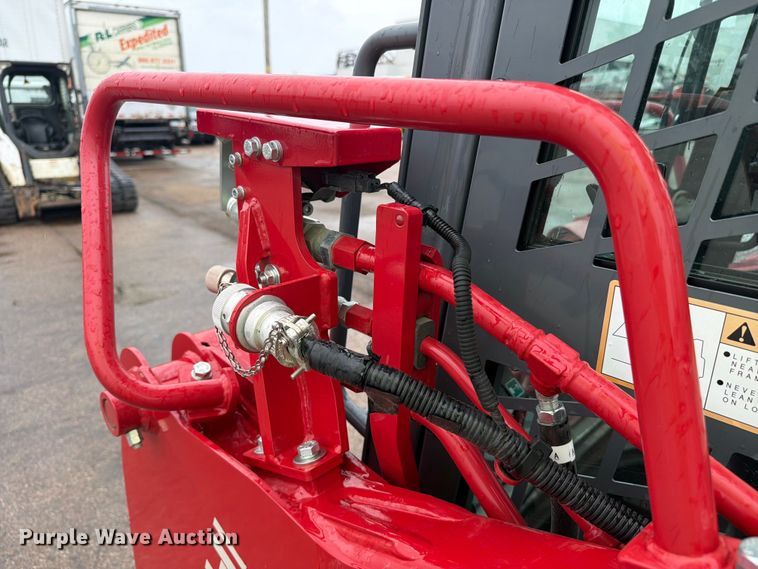 image for item YA4013 2024 Takeuchi TL6R tracked skid steer loader