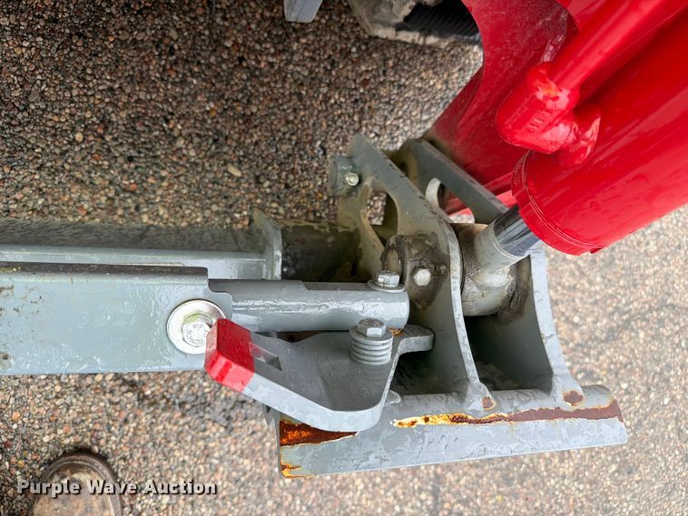 image for item YA4013 2024 Takeuchi TL6R tracked skid steer loader