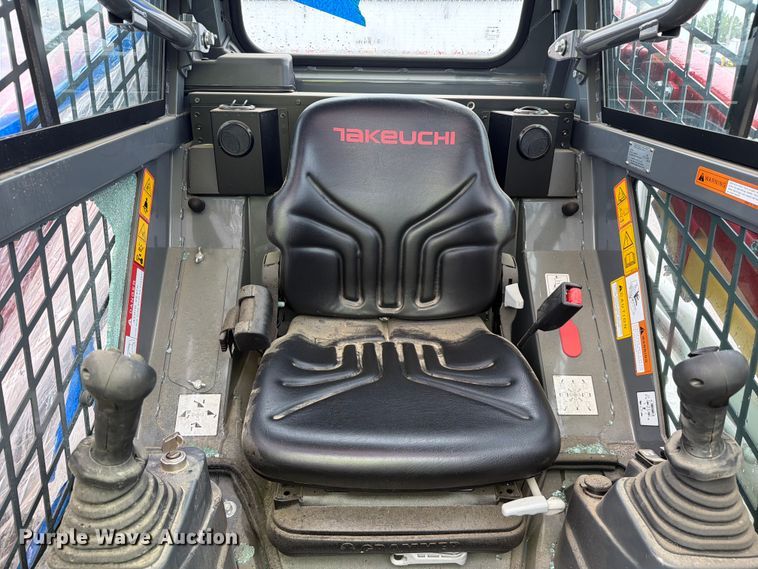image for item YA4013 2024 Takeuchi TL6R tracked skid steer loader