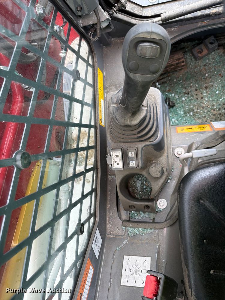 image for item YA4013 2024 Takeuchi TL6R tracked skid steer loader