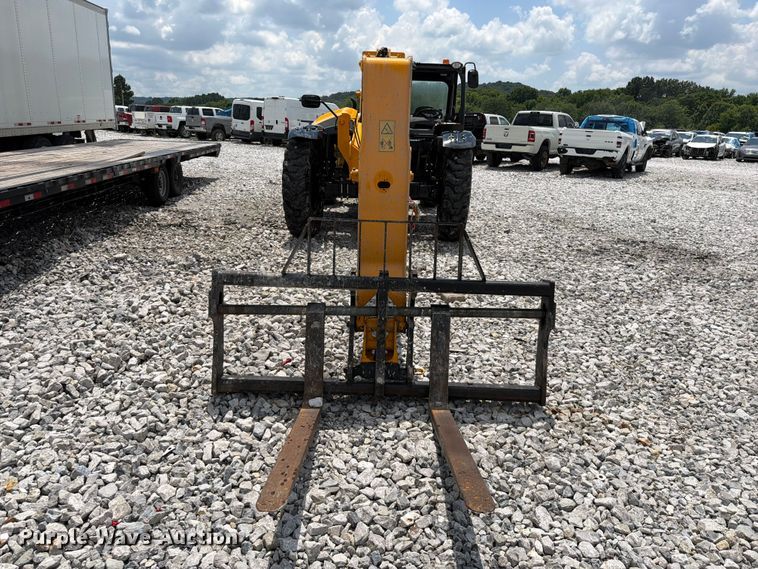 image for item YA4099 2022 JCB 507.42F telehandler
