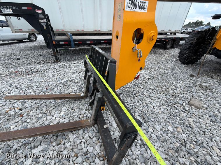 image for item YA4099 2022 JCB 507.42F telehandler