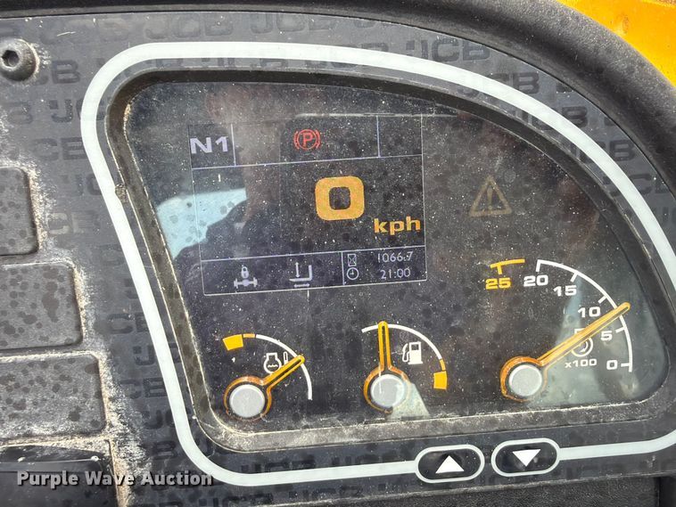 image for item YA4099 2022 JCB 507.42F telehandler
