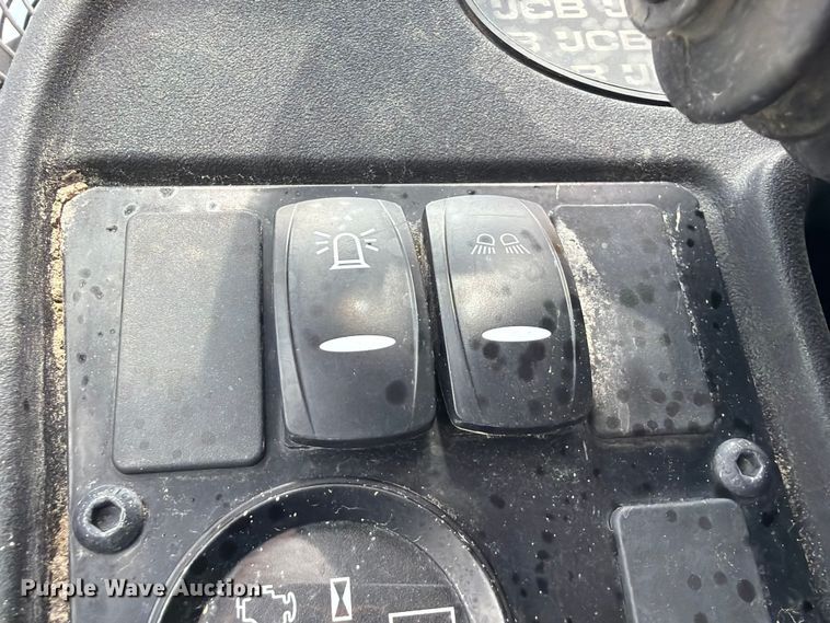 image for item YA4099 2022 JCB 507.42F telehandler