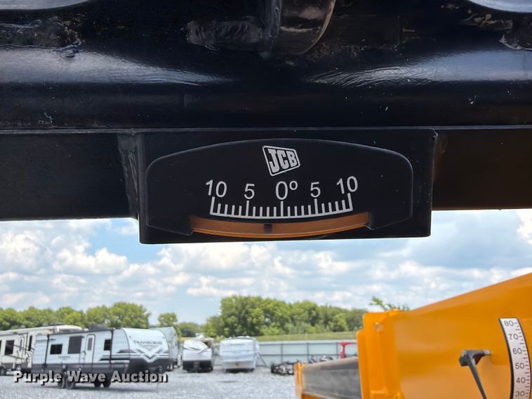 image for item YA4099 2022 JCB 507.42F telehandler