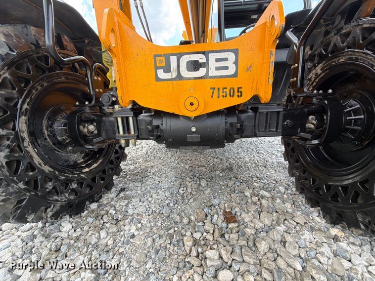 image for item YA4099 2022 JCB 507.42F telehandler