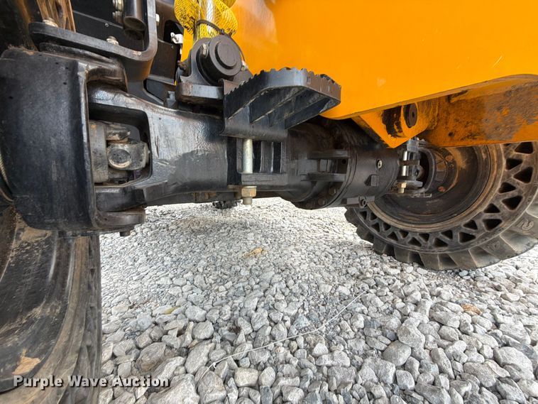 image for item YA4099 2022 JCB 507.42F telehandler