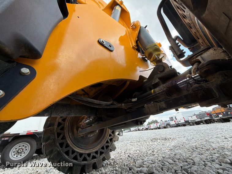 image for item YA4099 2022 JCB 507.42F telehandler