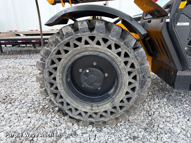 image for item YA4099 2022 JCB 507.42F telehandler