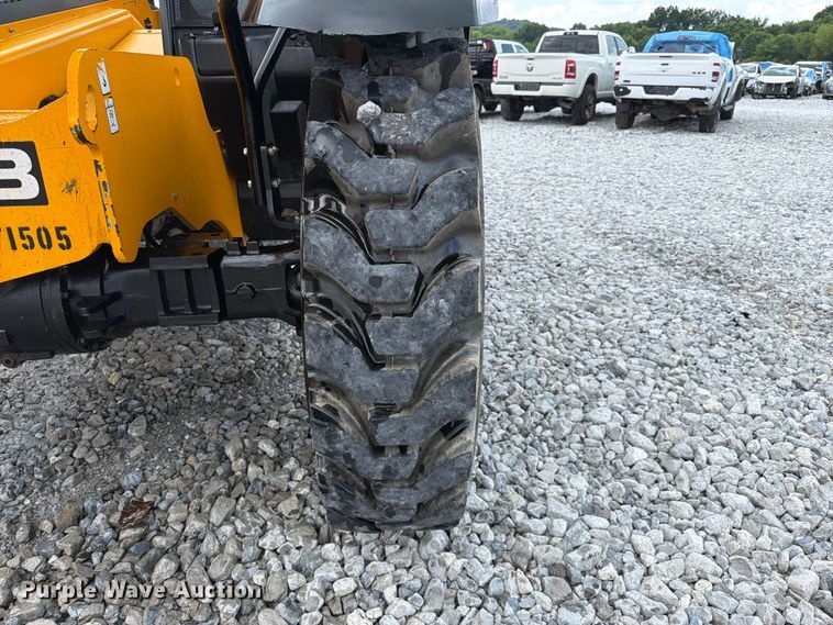 image for item YA4099 2022 JCB 507.42F telehandler