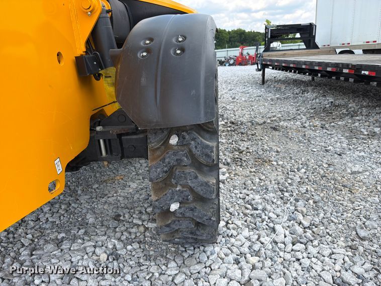 image for item YA4099 2022 JCB 507.42F telehandler