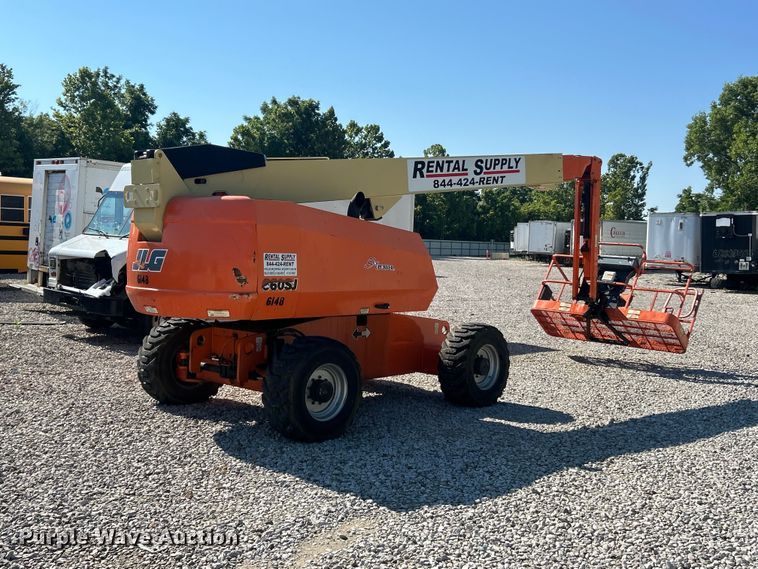 image for item YA4100 2008 JLG 660SJ boom lift