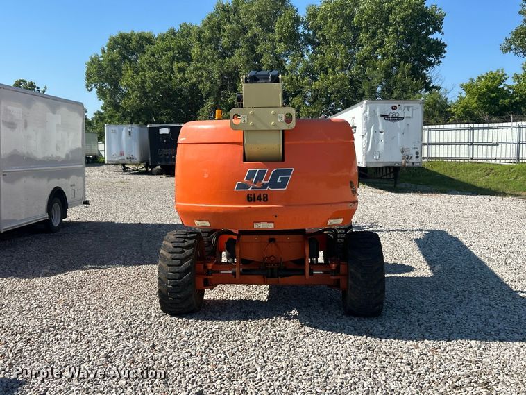image for item YA4100 2008 JLG 660SJ boom lift