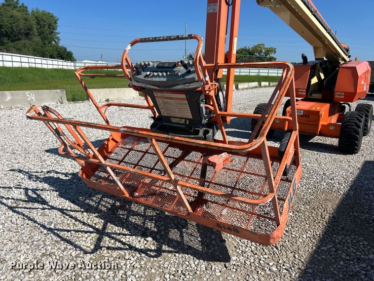 image for item YA4100 2008 JLG 660SJ boom lift