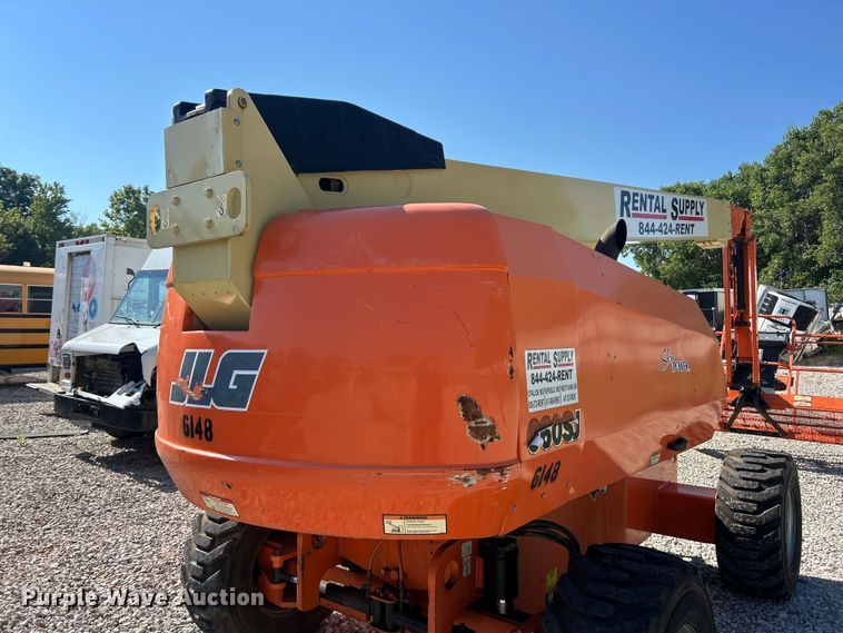 image for item YA4100 2008 JLG 660SJ boom lift