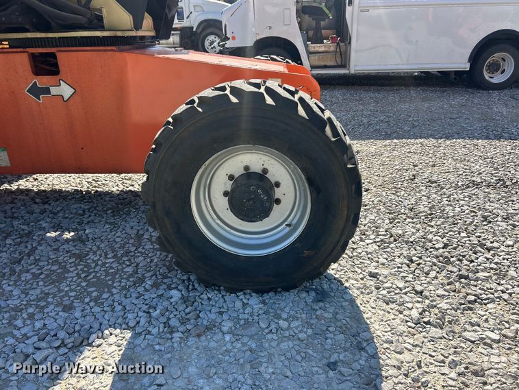 image for item YA4100 2008 JLG 660SJ boom lift