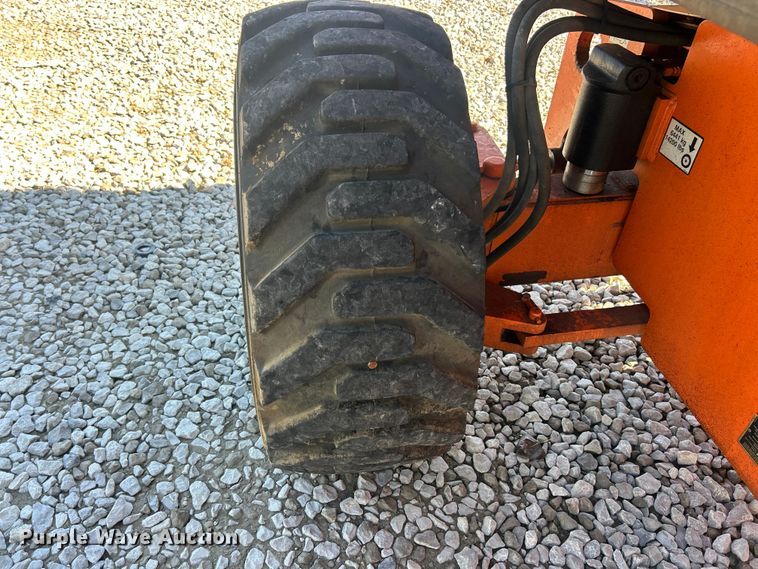 image for item YA4100 2008 JLG 660SJ boom lift