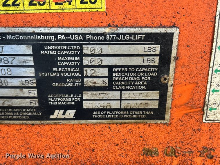 image for item YA4100 2008 JLG 660SJ boom lift