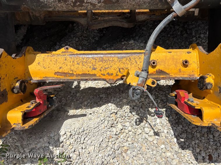 image for item YA4123 2024 John Deere 331G tracked skid steer loader