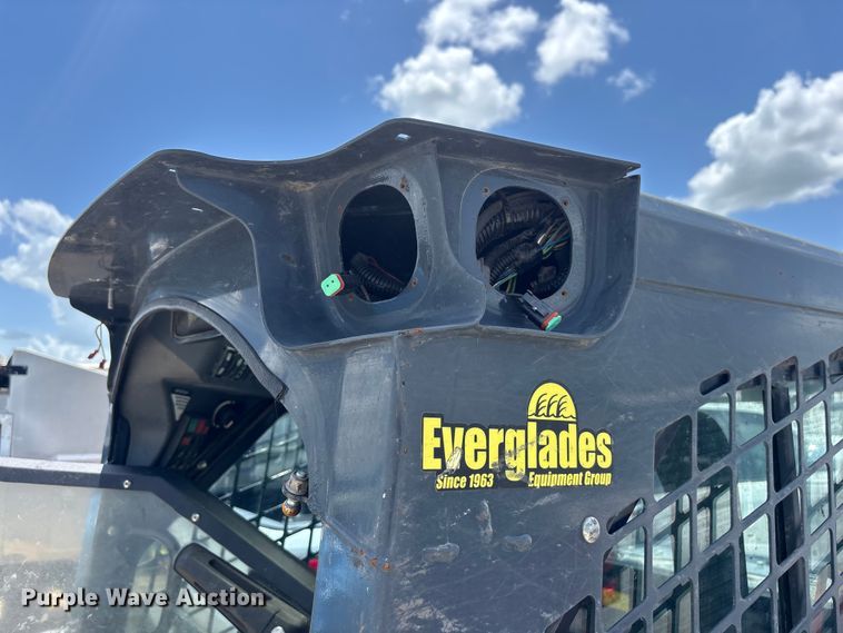 image for item YA4123 2024 John Deere 331G tracked skid steer loader