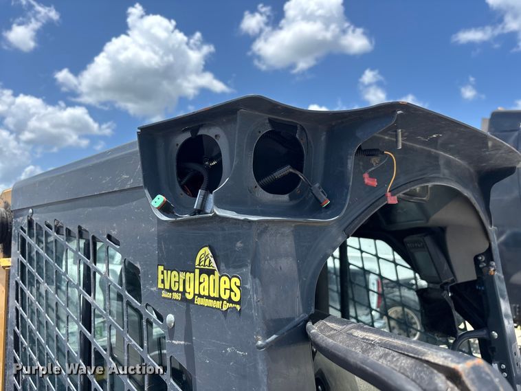 image for item YA4123 2024 John Deere 331G tracked skid steer loader
